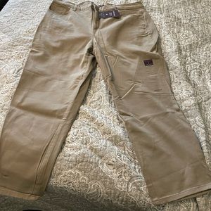 Gloria Vanderbilt jeans NWT